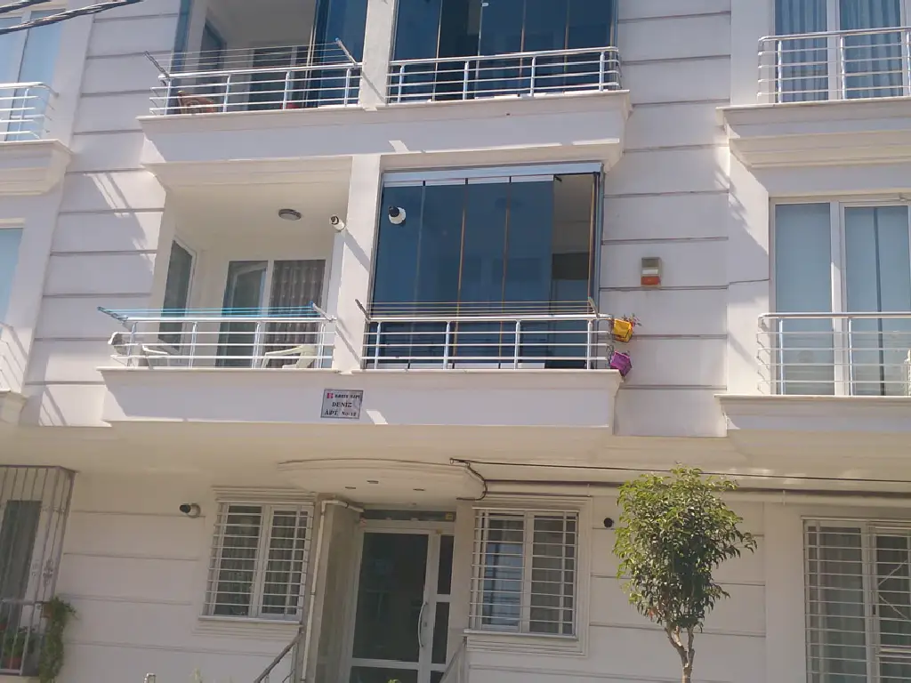Deniz Apartmanı